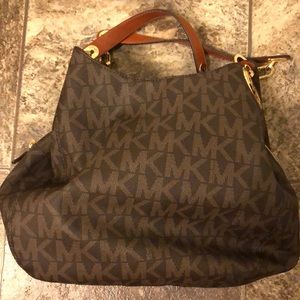 MK purse
